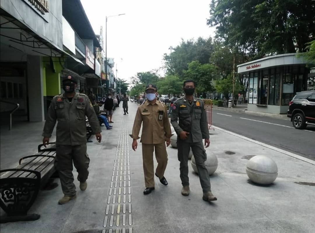 Ratusan Petugas Satpol PP Kota Yogyakarta Siaga di Pusat Kota